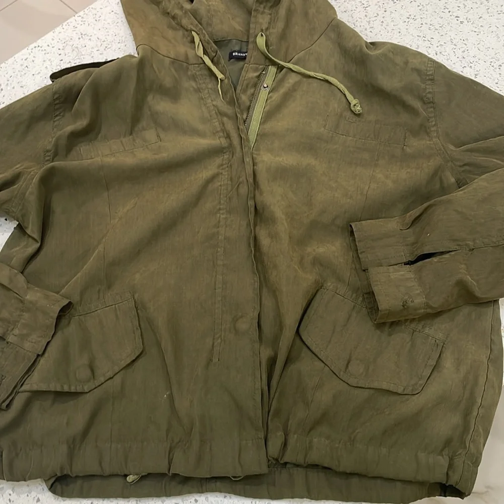 Brandy Melville Army Green Hailey Utility Jacket One Size med - Picture 4 of 10